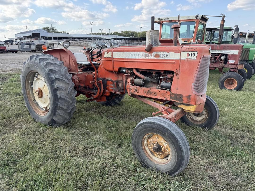 Image of Allis Chalmers D19 Image 1