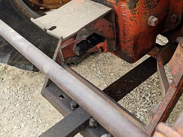 Image of Allis Chalmers D19 equipment image 3