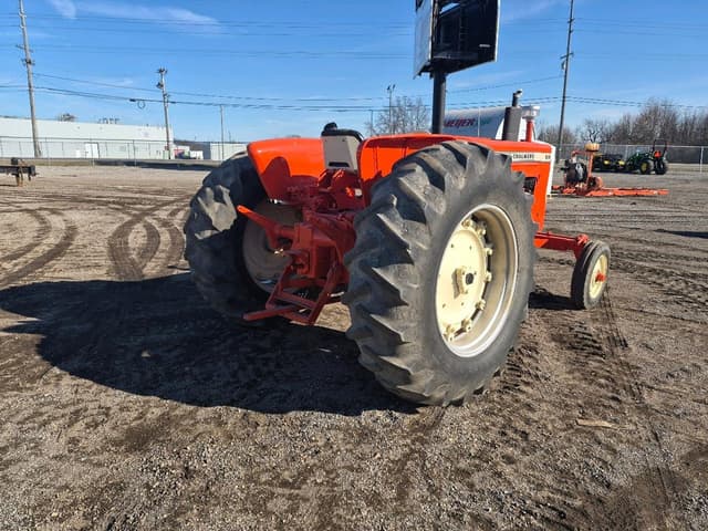Image of Allis Chalmers D19 equipment image 4