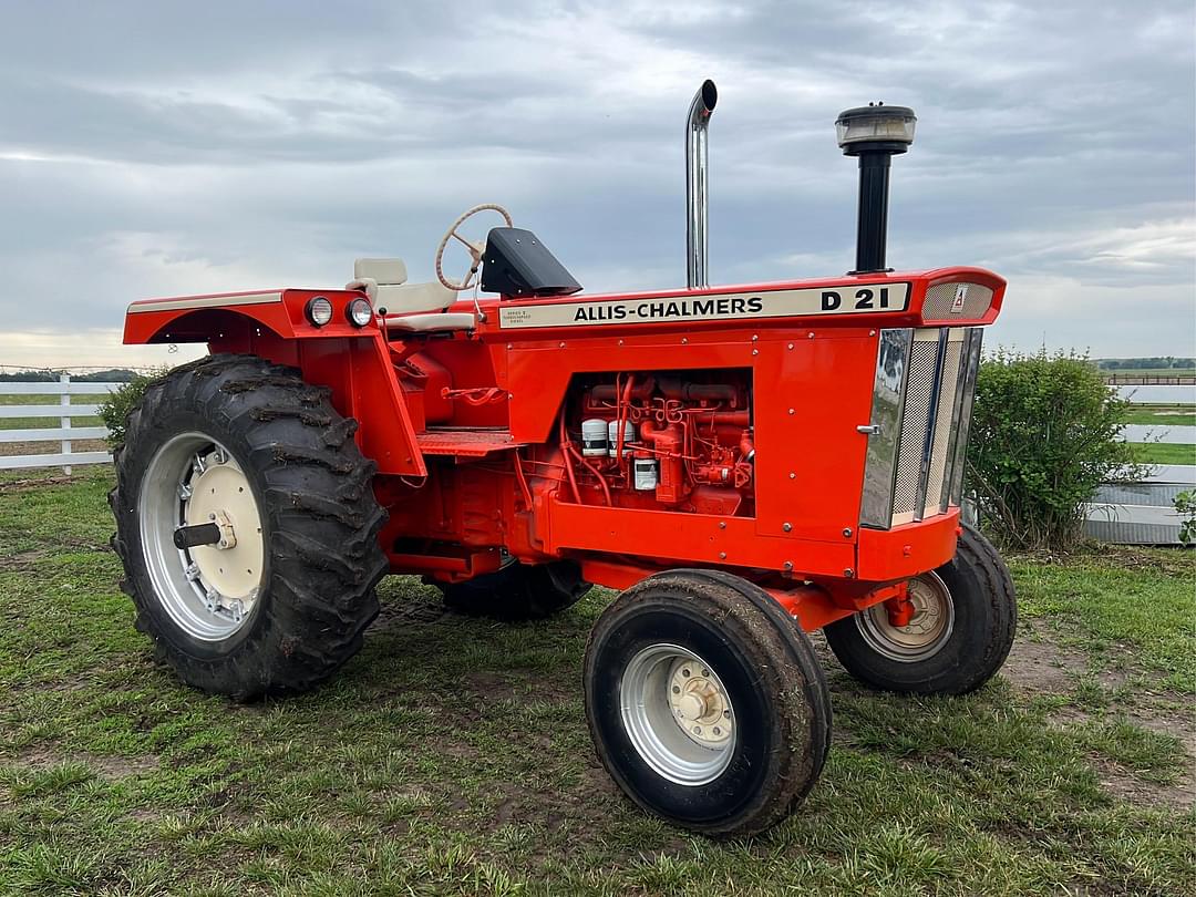 Image of Allis Chalmers D21 Primary image