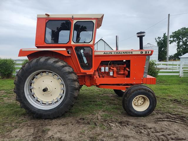 Image of Allis Chalmers D21 equipment image 3