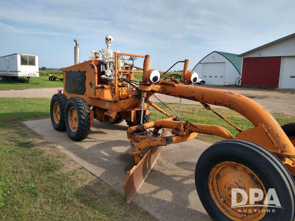 Image of Allis Chalmers DD  Primary image
