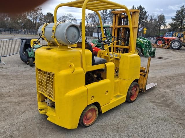 Image of Allis Chalmers FL60-24 equipment image 4