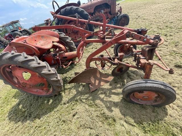 Image of Allis Chalmers G equipment image 2