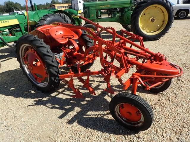 Image of Allis Chalmers G equipment image 2