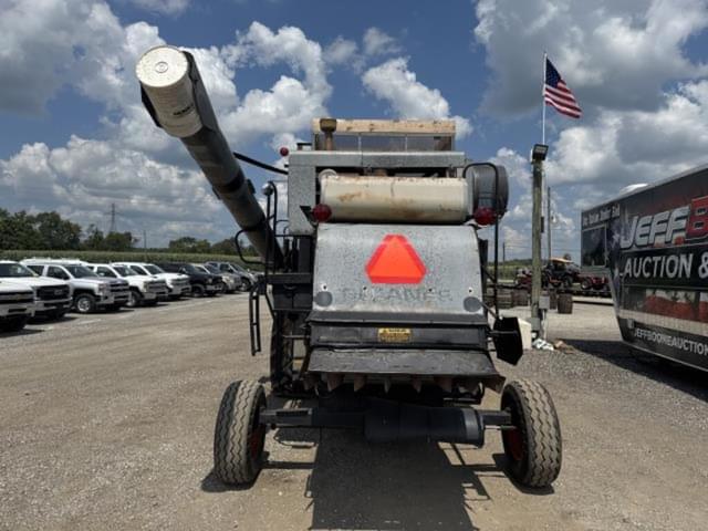 Image of Gleaner F equipment image 3