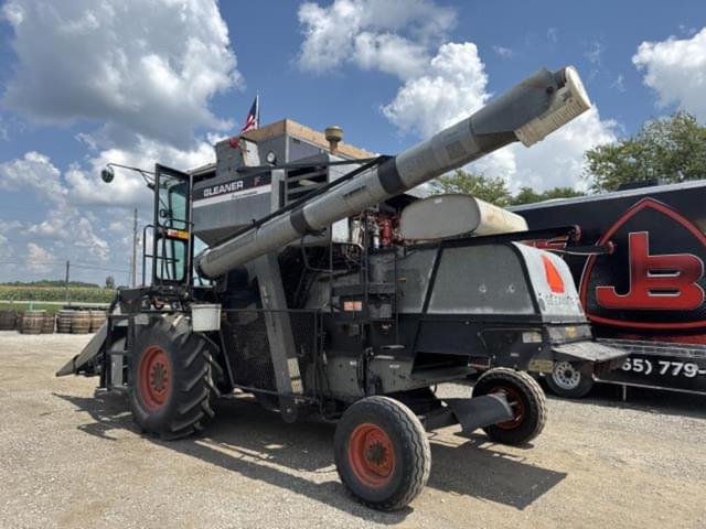 Image of Gleaner F equipment image 2