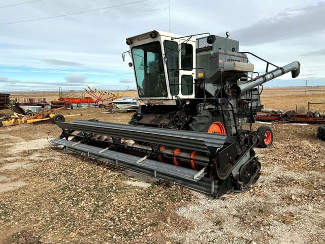 Image of Gleaner G equipment image 1