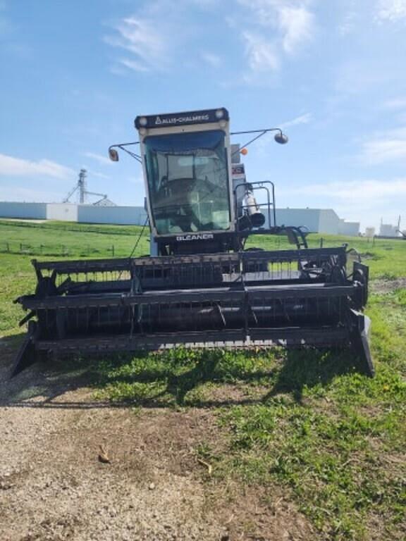 Image of Gleaner K2 equipment image 2