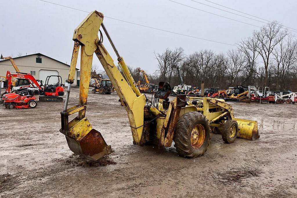 Allis Chalmers I600 Construction Backhoe Loaders for Sale | Tractor Zoom