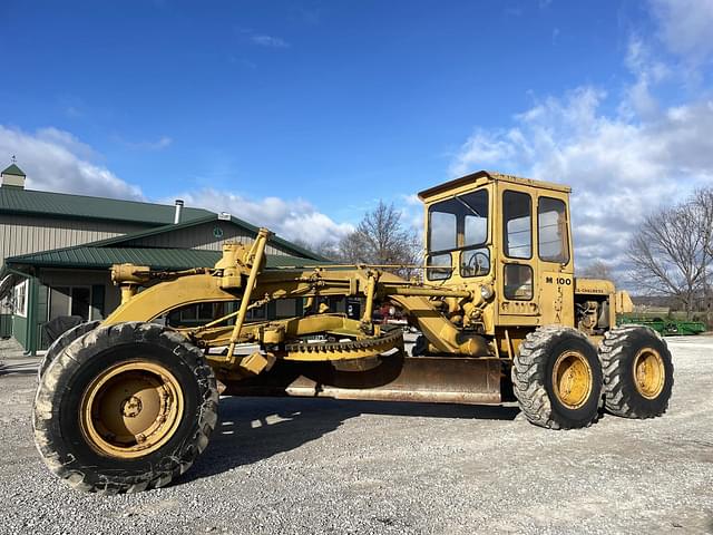 Image of Allis Chalmers M100 equipment image 1