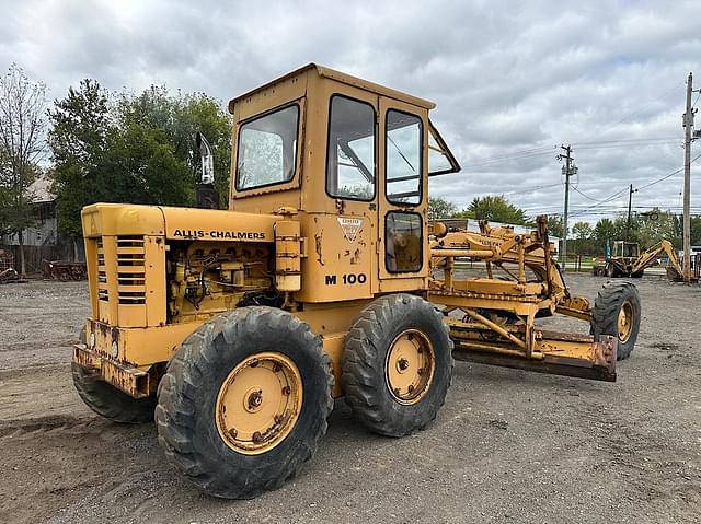 Image of Allis Chalmers M100 equipment image 4