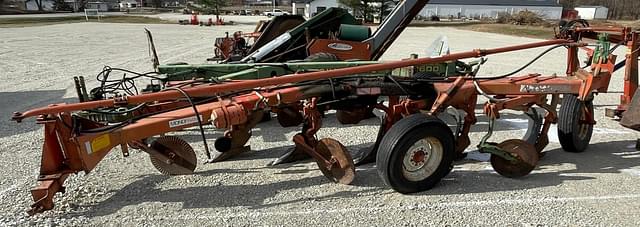 Image of Allis Chalmers 2000 equipment image 2