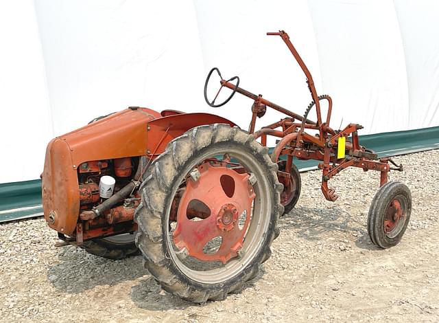 Image of Allis Chalmers G equipment image 4