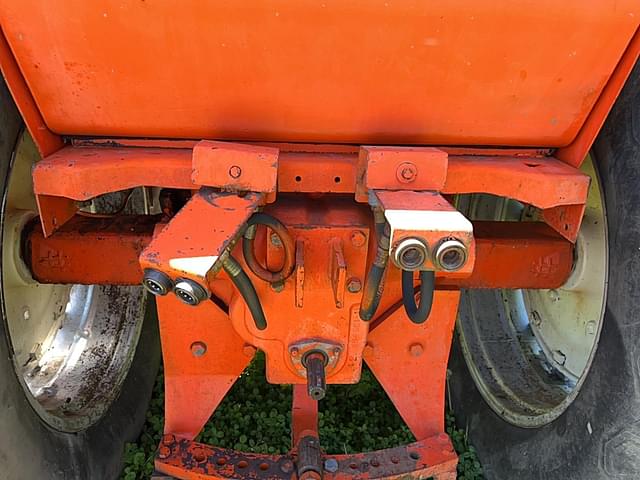 Image of Allis Chalmers 190 equipment image 4