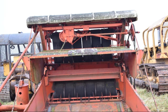 Image of Allis Chalmers Roto Baler equipment image 4