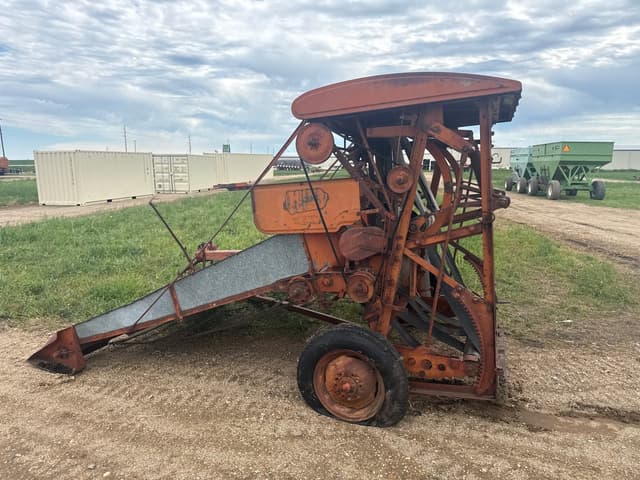 Image of Allis Chalmers Roto Baler equipment image 1