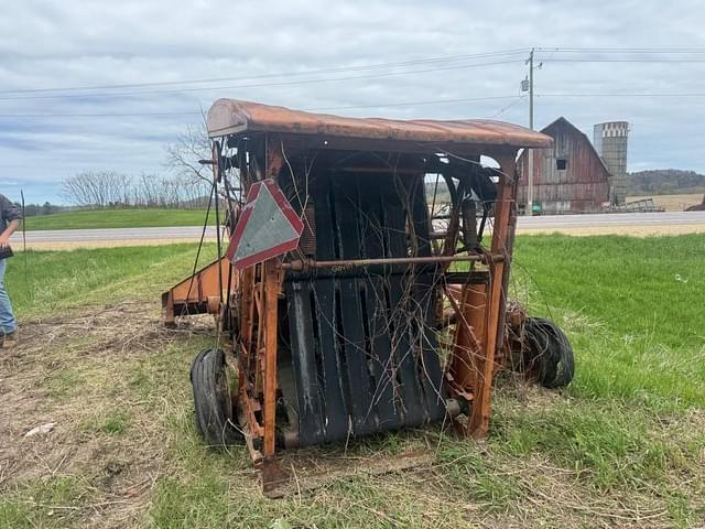 Image of Allis Chalmers Roto Baler equipment image 3