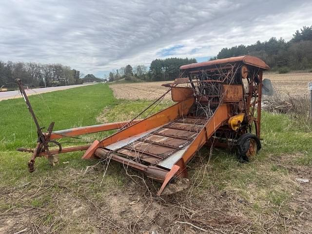 Image of Allis Chalmers Roto Baler equipment image 1