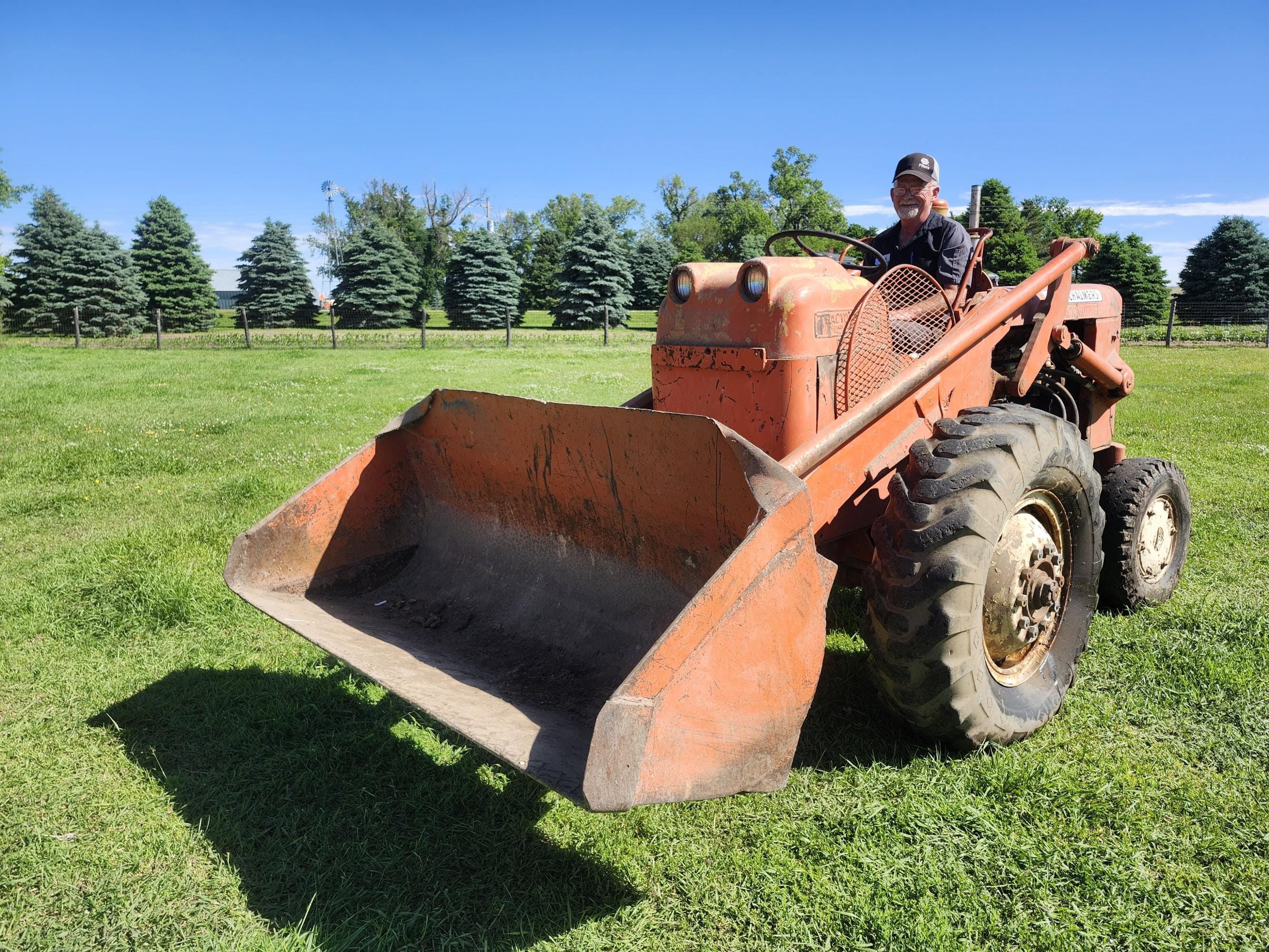 Main image Allis Chalmers TL-10