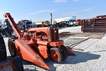 Main image Allis Chalmers WC