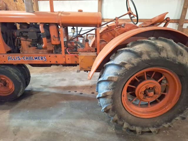 Image of Allis Chalmers WC equipment image 1
