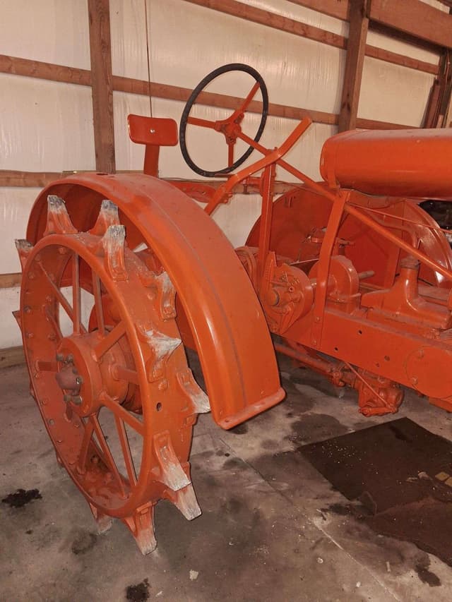 Image of Allis Chalmers WC equipment image 3