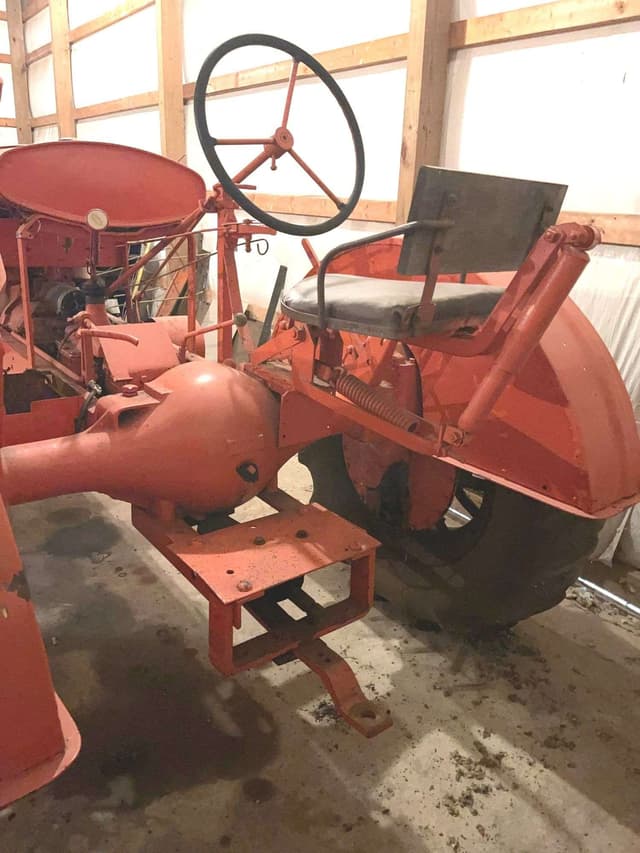Image of Allis Chalmers WC equipment image 3