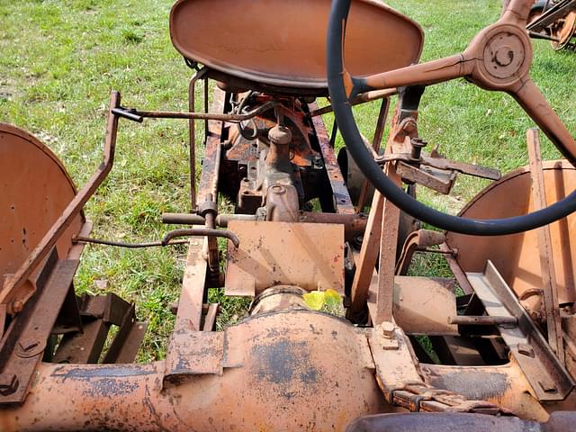 Image of Allis Chalmers WC equipment image 4