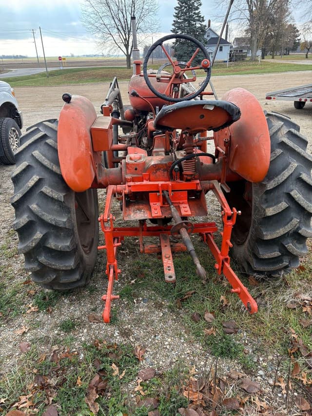 Image of Allis Chalmers WD45 equipment image 3