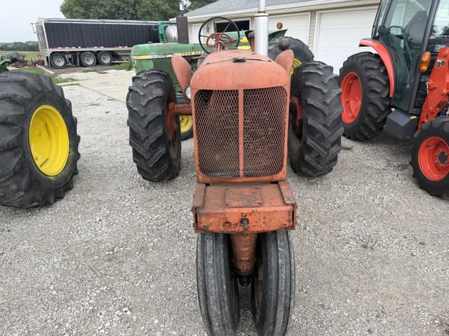 Image of Allis Chalmers WD45 equipment image 4