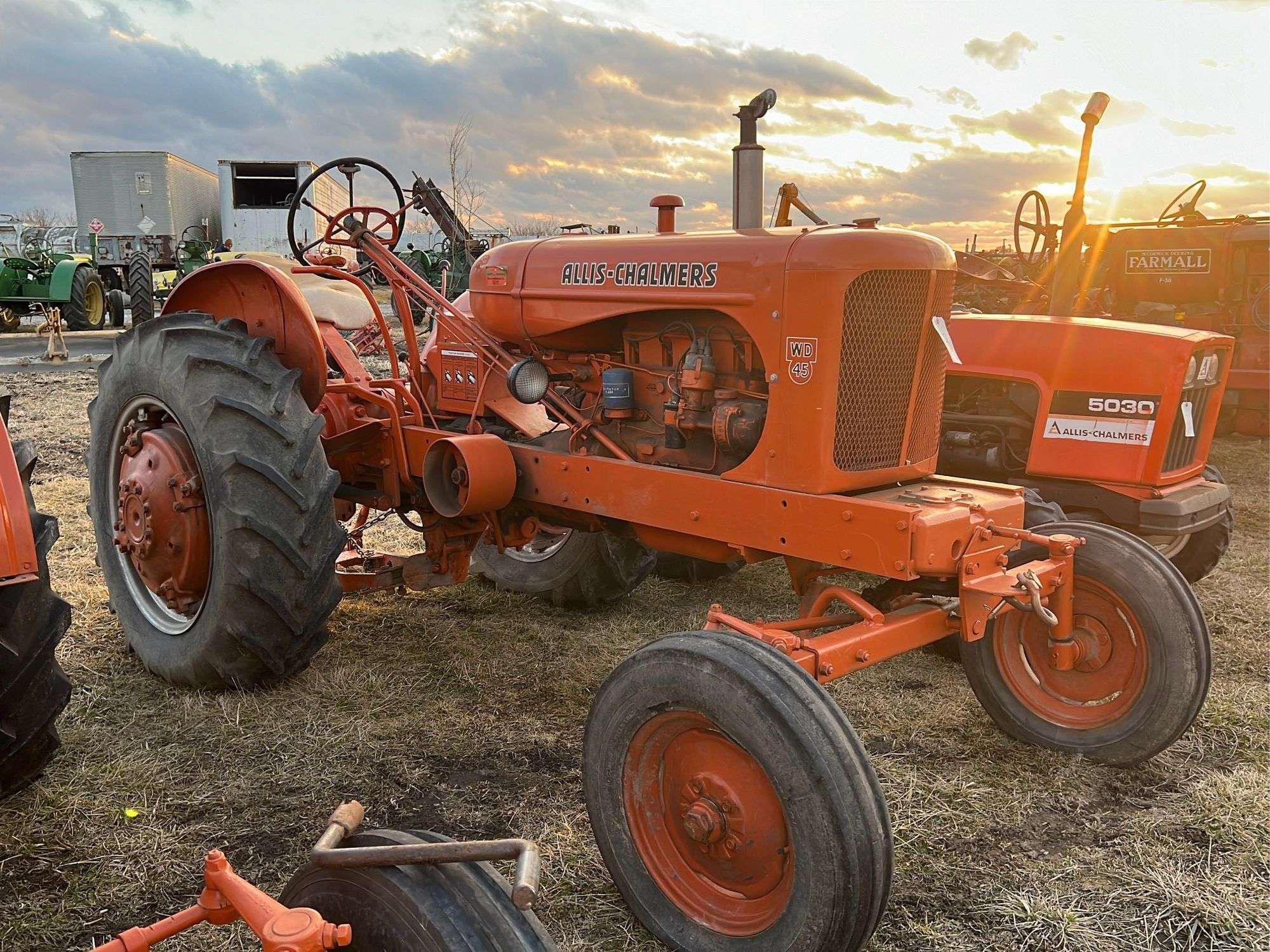 Main image Allis Chalmers WD45