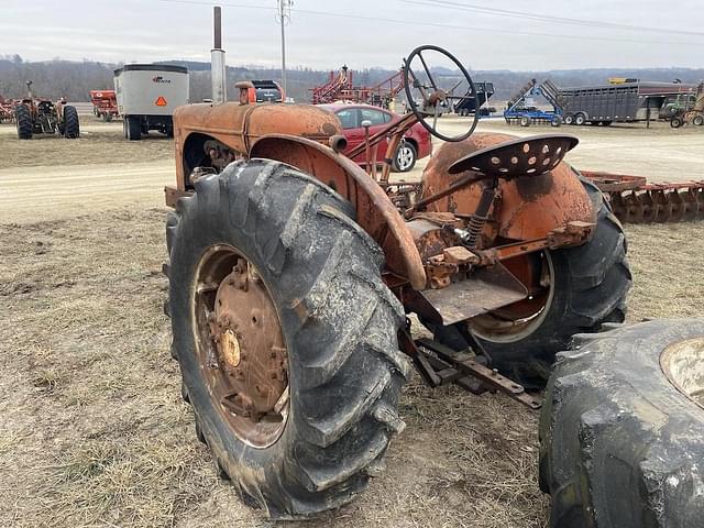 Image of Allis Chalmers WD45 equipment image 3