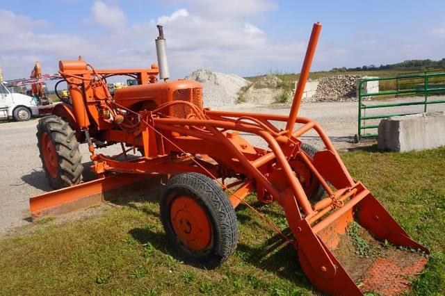 Image of Allis Chalmers WD45 equipment image 3