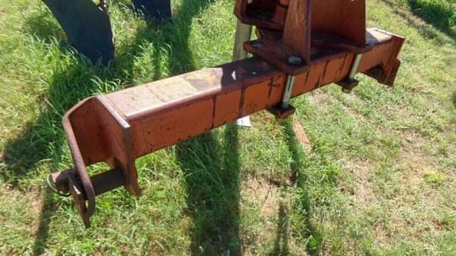 Image of Allis Chalmers 2000 equipment image 3
