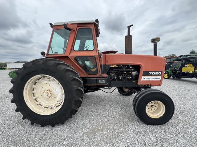 Image of Allis Chalmers 7020 equipment image 4