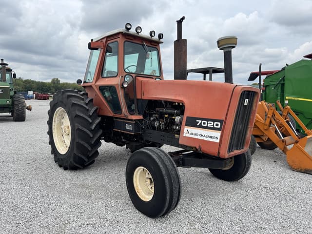 Image of Allis Chalmers 7020 equipment image 2