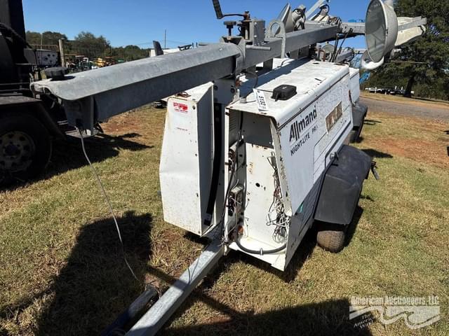Image of Allmand NIght Lite Pro equipment image 1