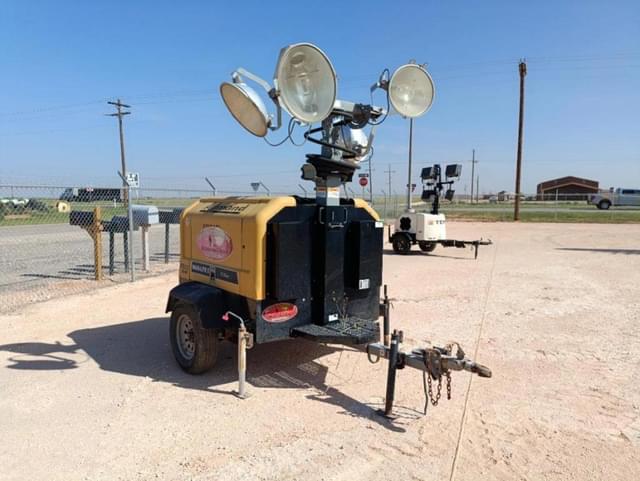 Image of Allmand Maxi-lite II equipment image 3