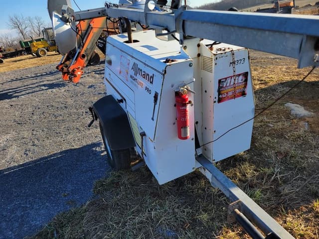 Image of Allmand NIght Lite Pro equipment image 3