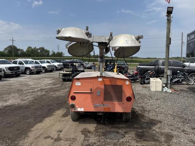 Image of Allmand Maxi-Lite equipment image 3