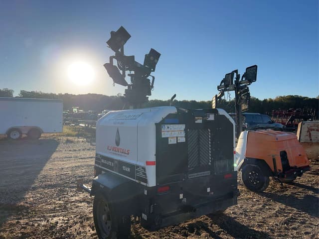 Image of Allmand Maxi-lite II equipment image 1