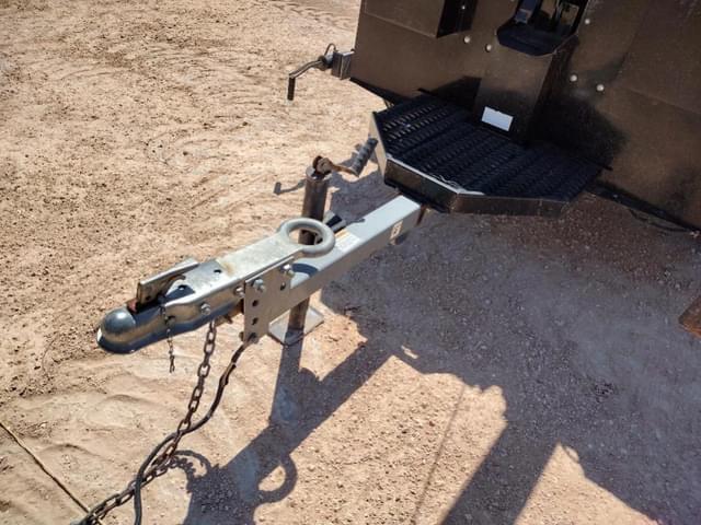 Image of Allmand Maxi-lite II equipment image 4