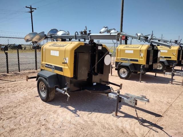 Image of Allmand Maxi-lite II equipment image 3