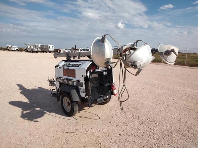 Image of Allmand Night Lite Pro II equipment image 1