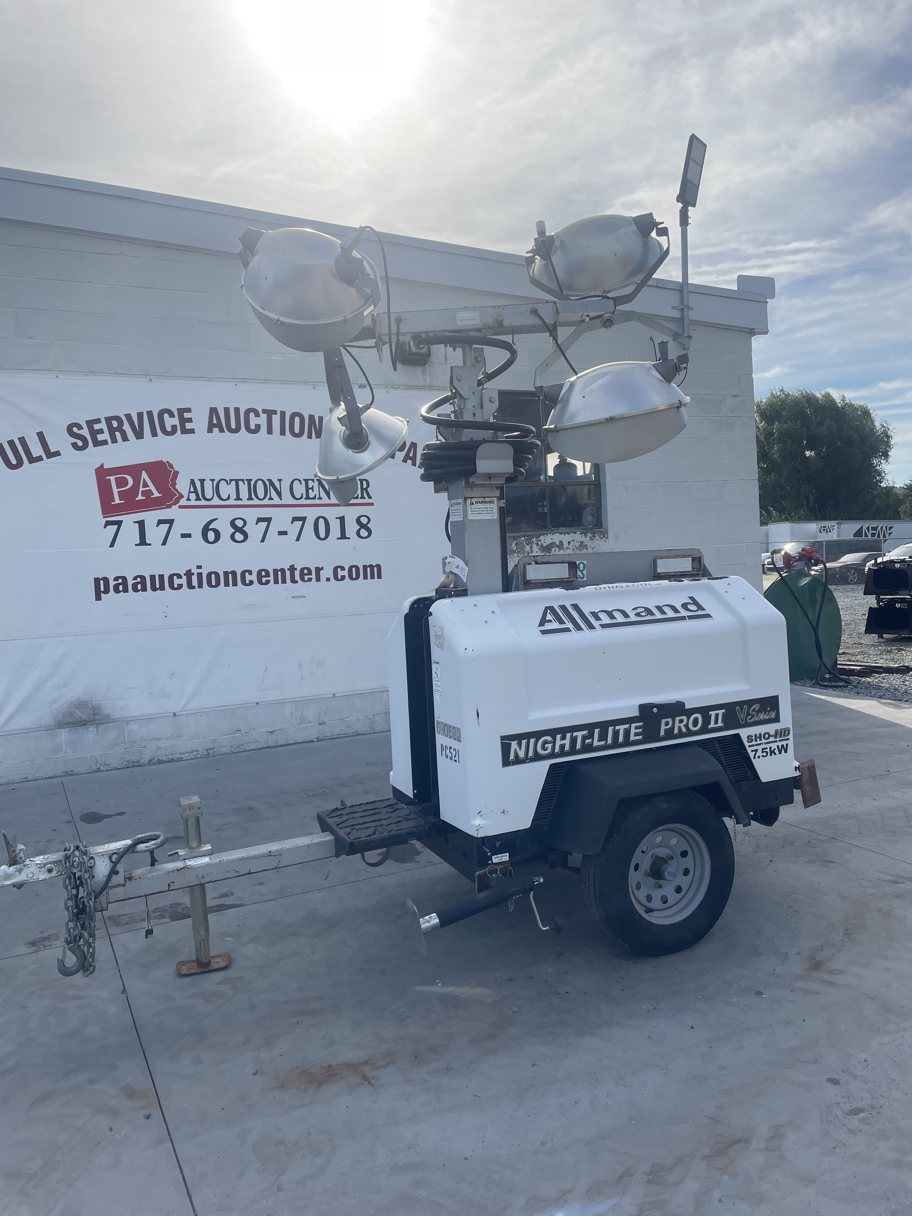 Allmand Night Lite Pro II Equipment Image0