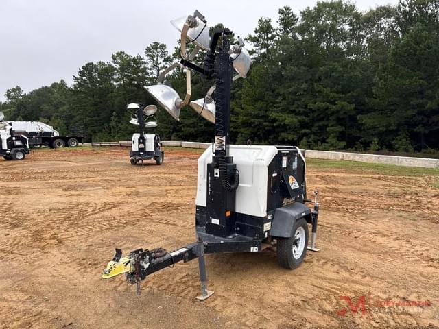 Image of Allmand  Night-Lite V-Series  equipment image 3