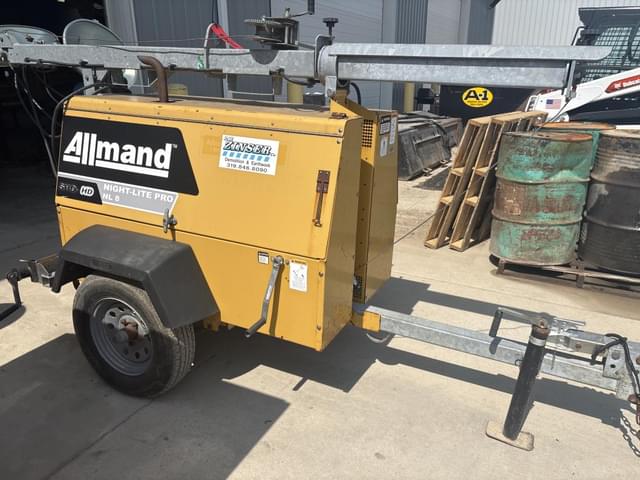 Image of Allmand Night Lite Pro NL8 equipment image 1