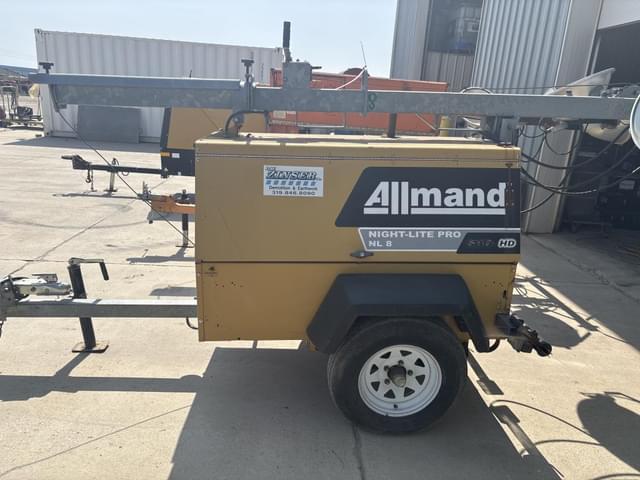 Image of Allmand Night Lite Pro NL8 equipment image 2