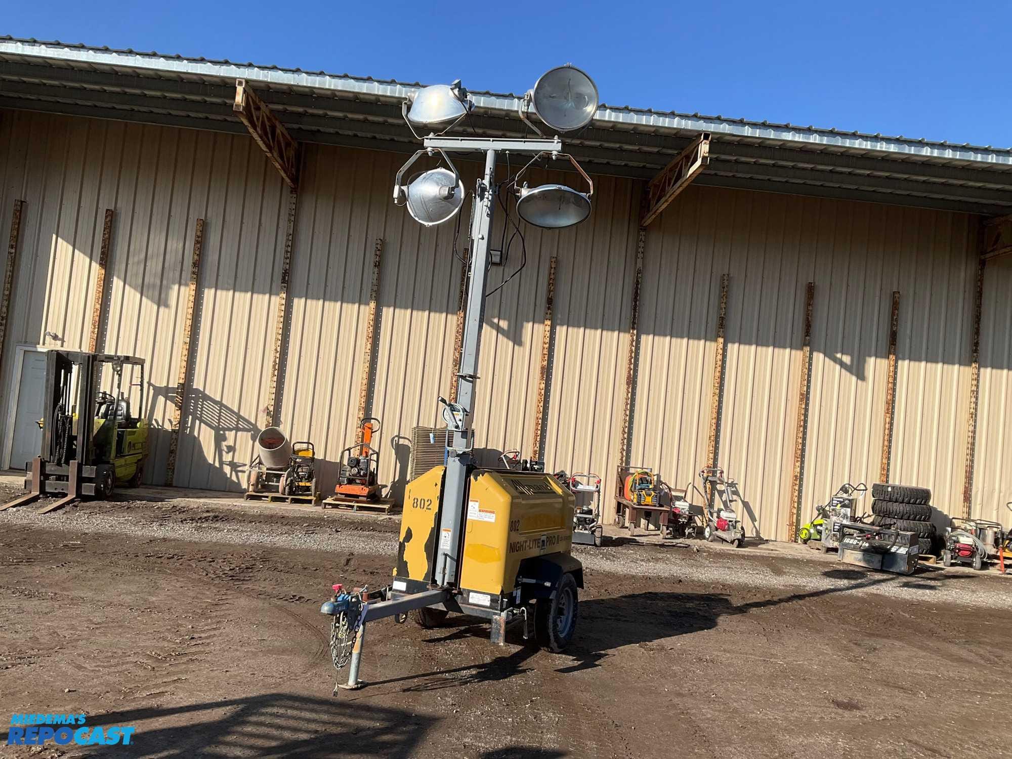 Main image Allmand Night Lite Pro II